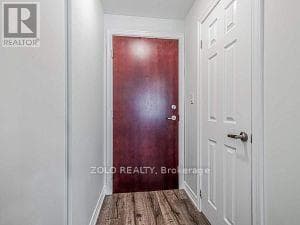 Single Family at 104- 70 stewart Street, Oakville (CO Central), Ontario - Photo 3 - RE/MAX Garden City Realty
