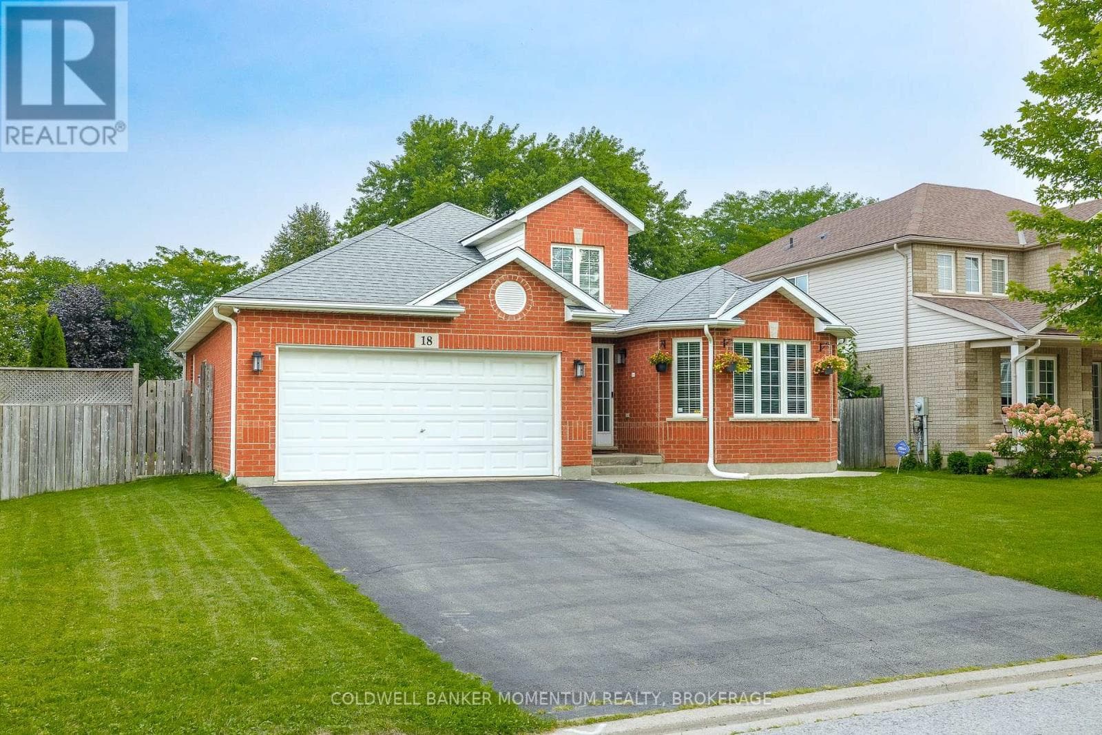 18 LORETTA Drive