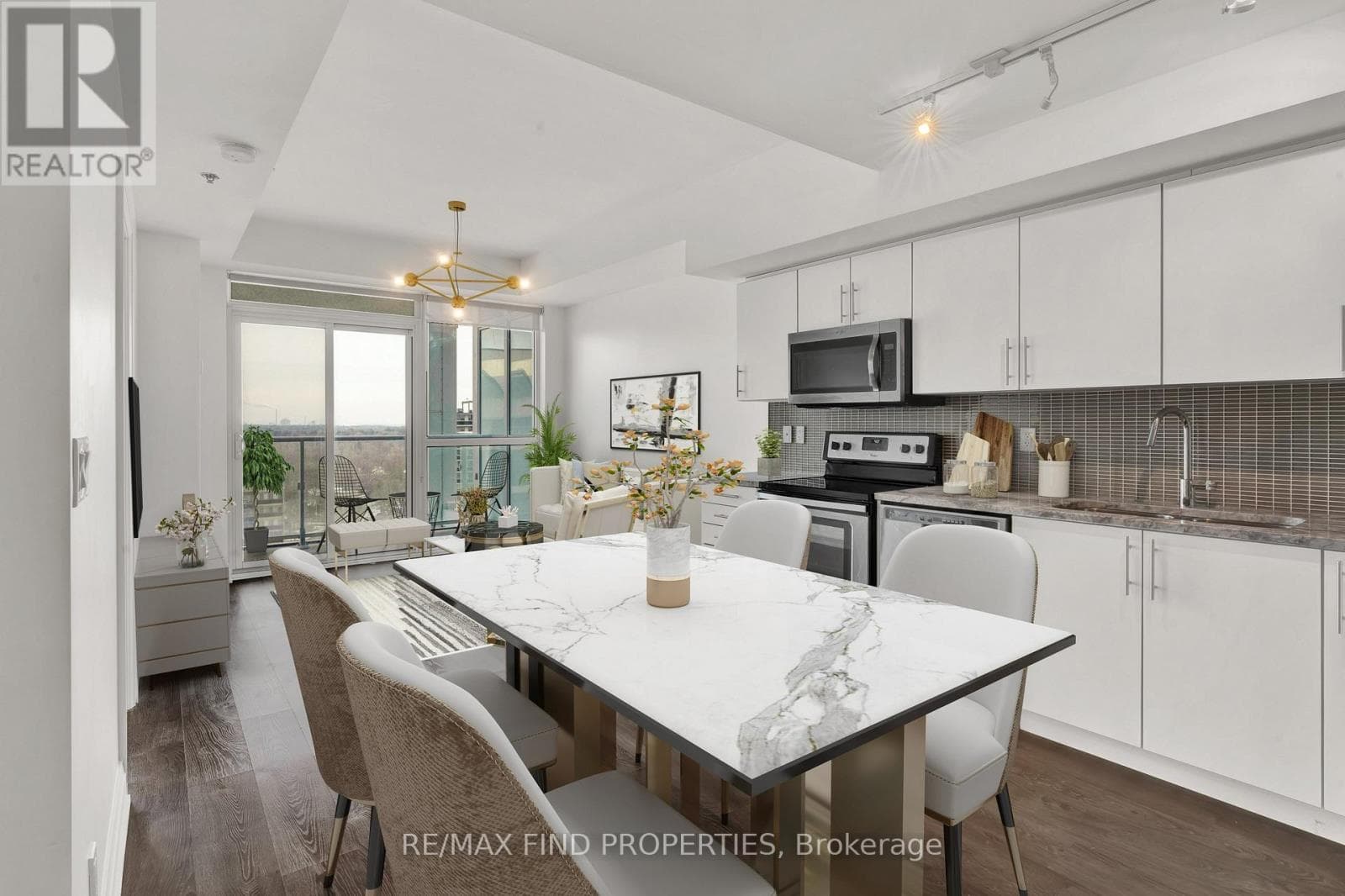 Single Family at 1504- 55 Speers Road, Oakville (CO Central), Ontario - Photo 4 - RE/MAX Garden City Realty