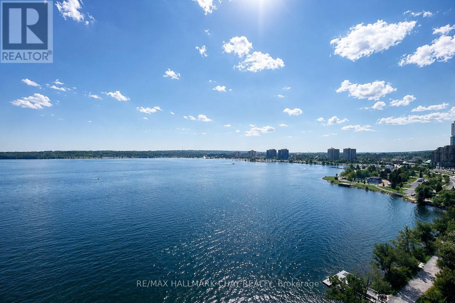 Single Family at PH04- 185 Dunlop Street, Barrie (Lakeshore), Ontario - Photo 5 - RE/MAX Garden City Realty