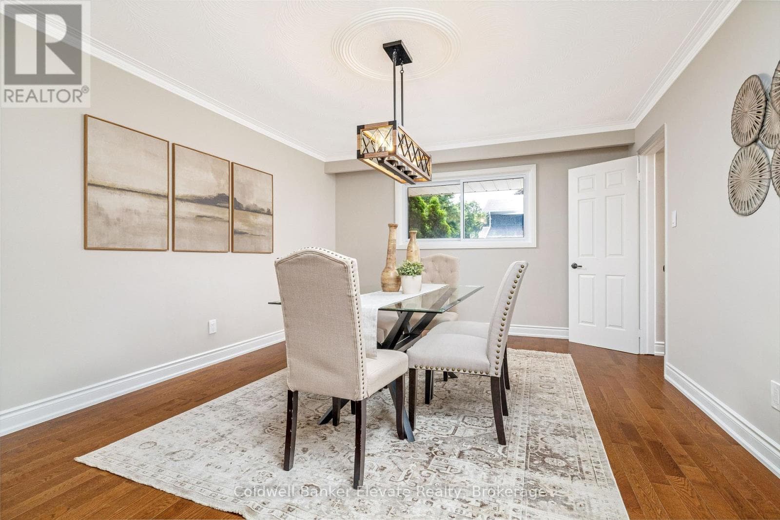 Single Family at 1677 Sherwood Forrest Circle, Mississauga (Sheridan), Ontario - Photo 10 - RE/MAX Garden City Realty