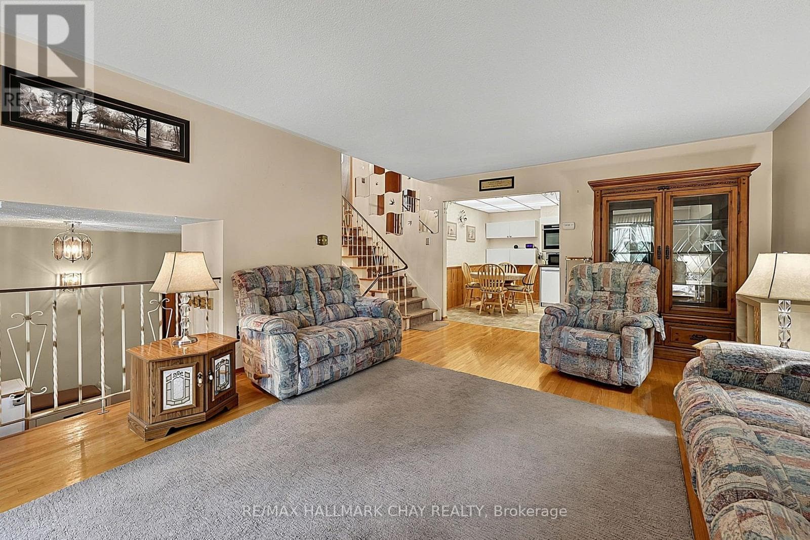 Single Family at 11 Second Street, New Tecumseth (Beeton), Ontario - Photo 5 - RE/MAX Garden City Realty