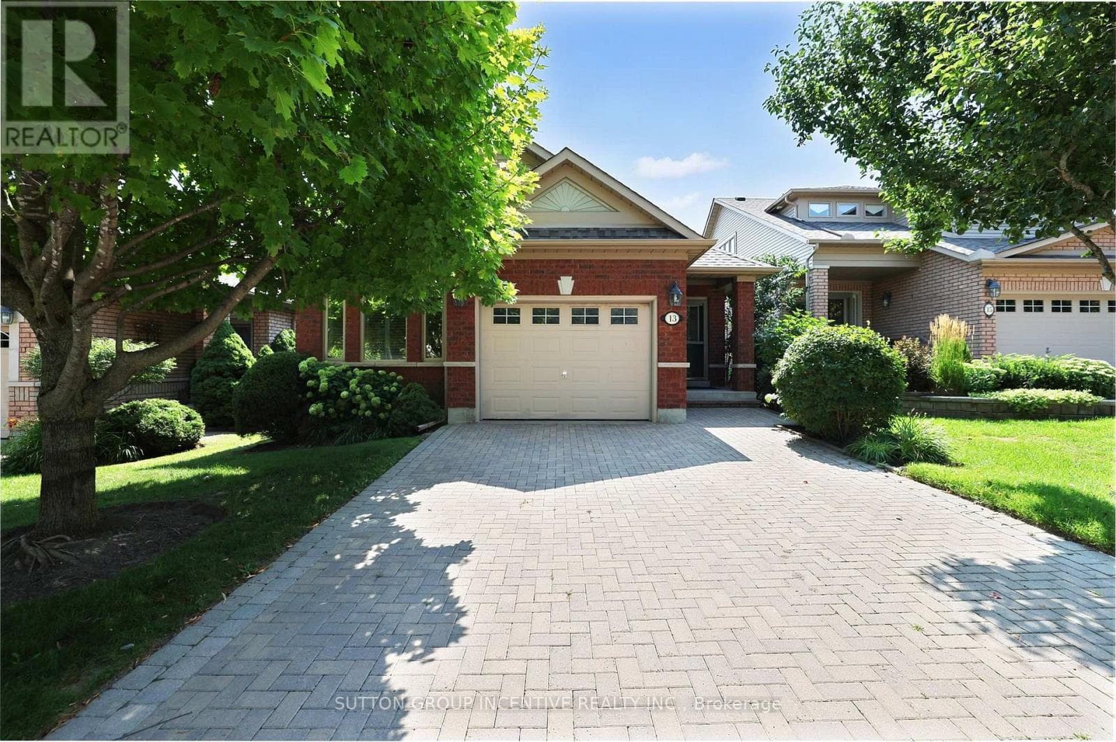 13 Renaissance Point