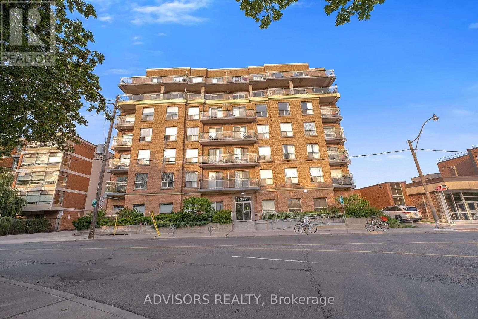 209- 11 Christie Street