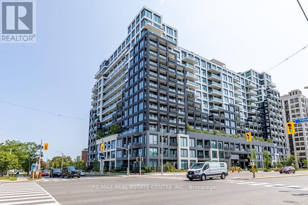 232- 1100 Sheppard Avenue