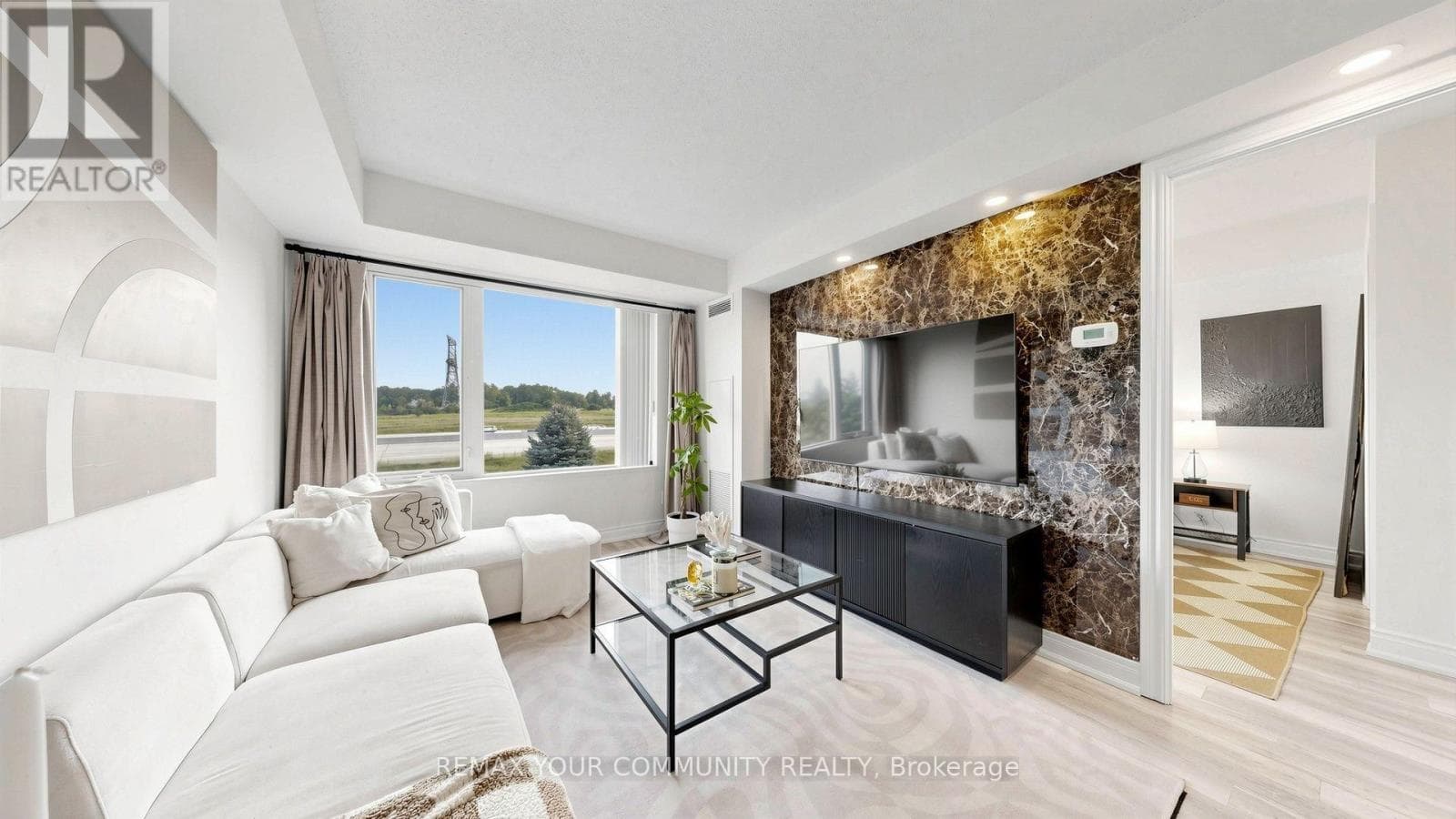 215- 273 South Park Road