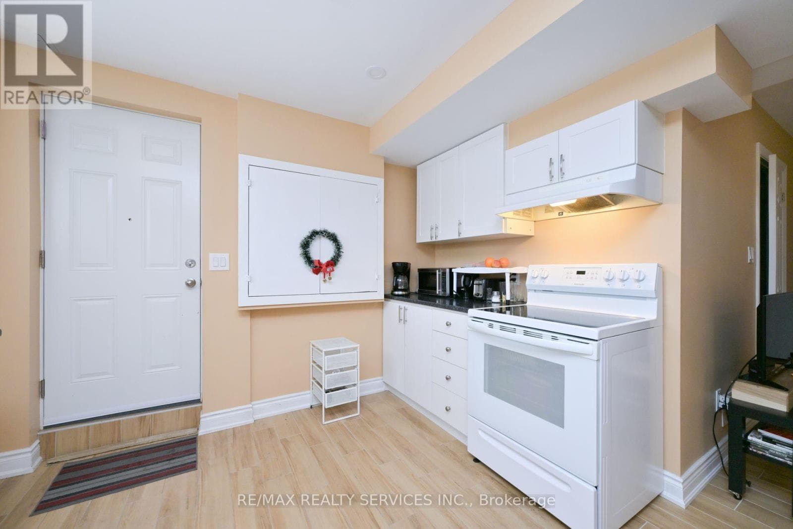 Single Family at 42 Brambirch Crescent, Brampton (Northwest Sandalwood Parkway), Ontario - Photo 10 - RE/MAX Garden City Realty