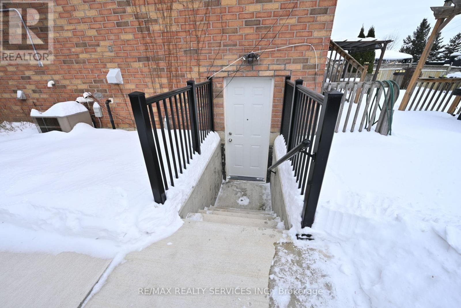 Single Family at 42 Brambirch Crescent, Brampton (Northwest Sandalwood Parkway), Ontario - Photo 3 - RE/MAX Garden City Realty
