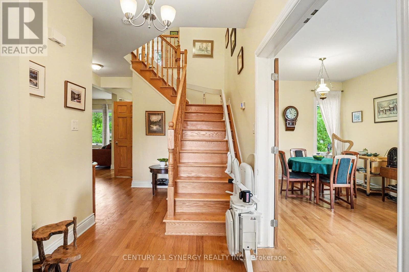 Single Family at 408 Brock Street, Merrickville-Wolford, Ontario - Photo 4 - RE/MAX Garden City Realty