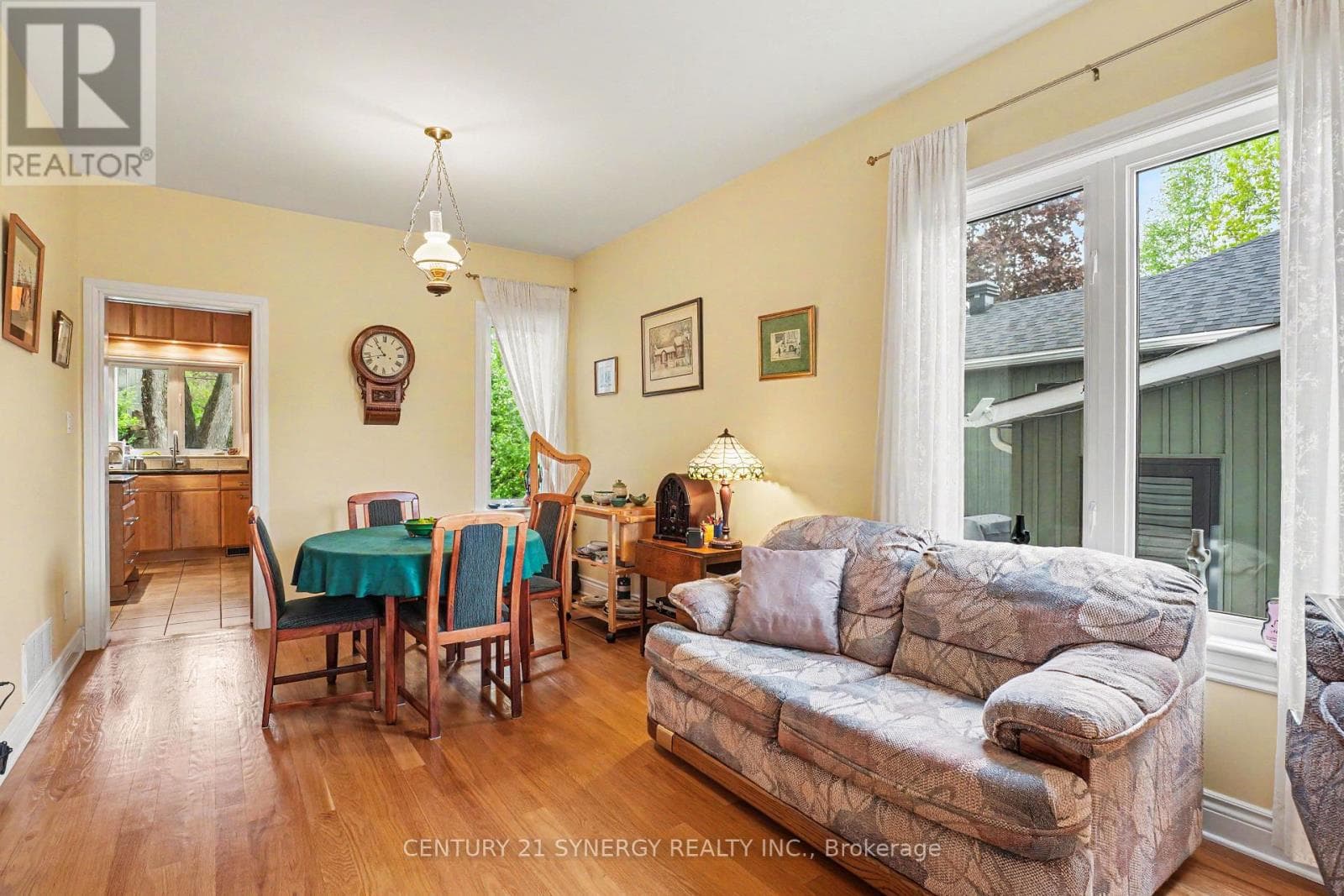Single Family at 408 Brock Street, Merrickville-Wolford, Ontario - Photo 7 - RE/MAX Garden City Realty