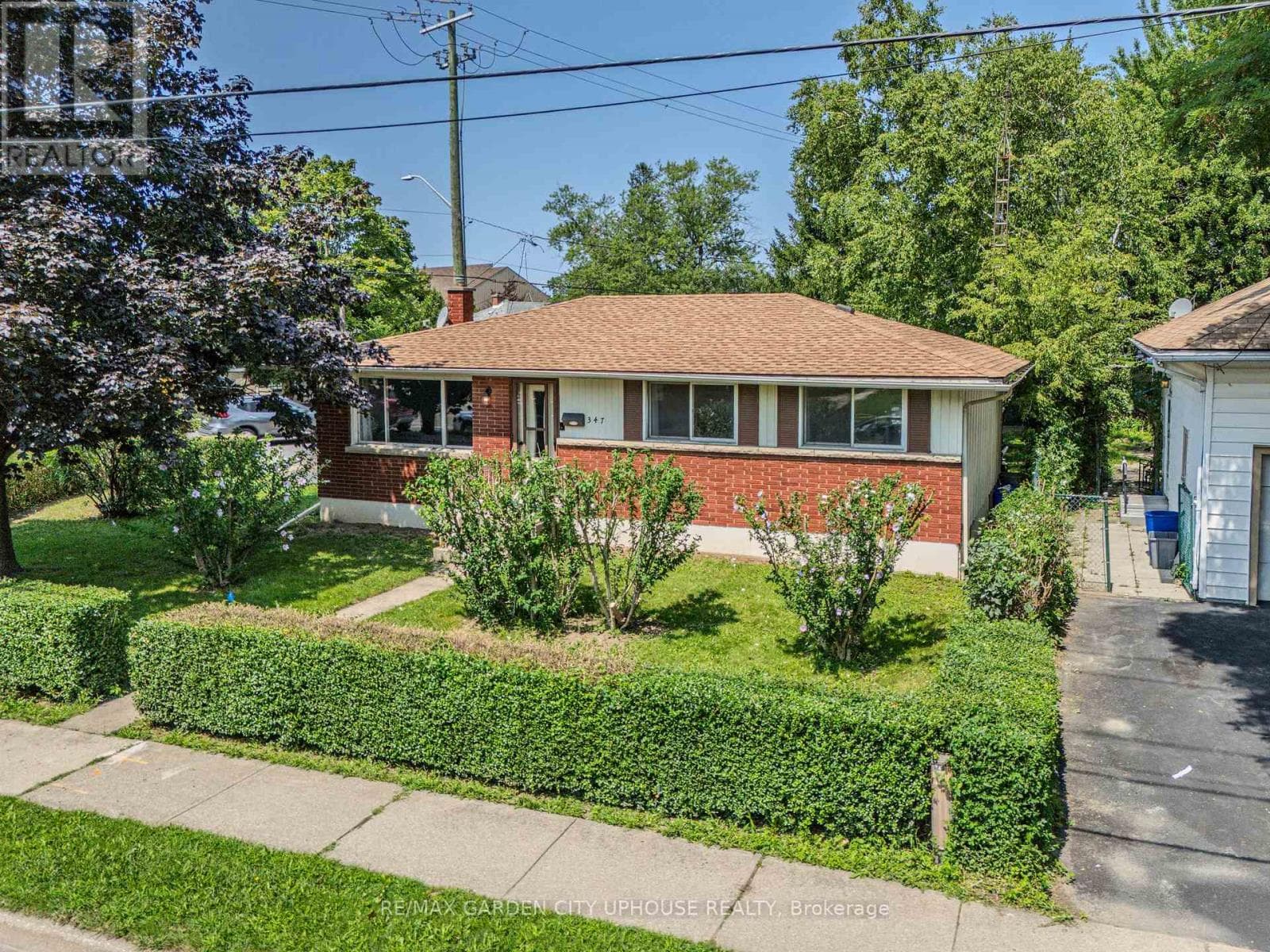 347 LINWELL Road