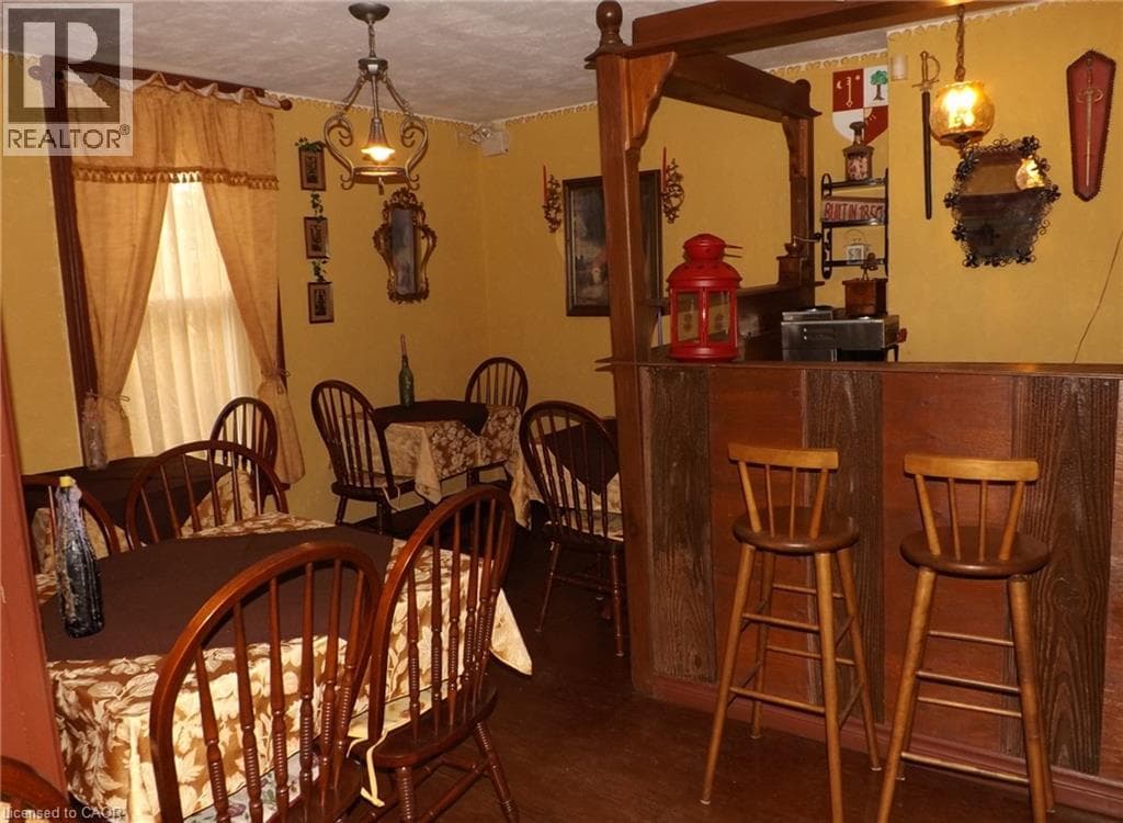 Other at 5815 MAIN Street, Niagara Falls, Ontario - Photo 8 - RE/MAX Garden City Realty