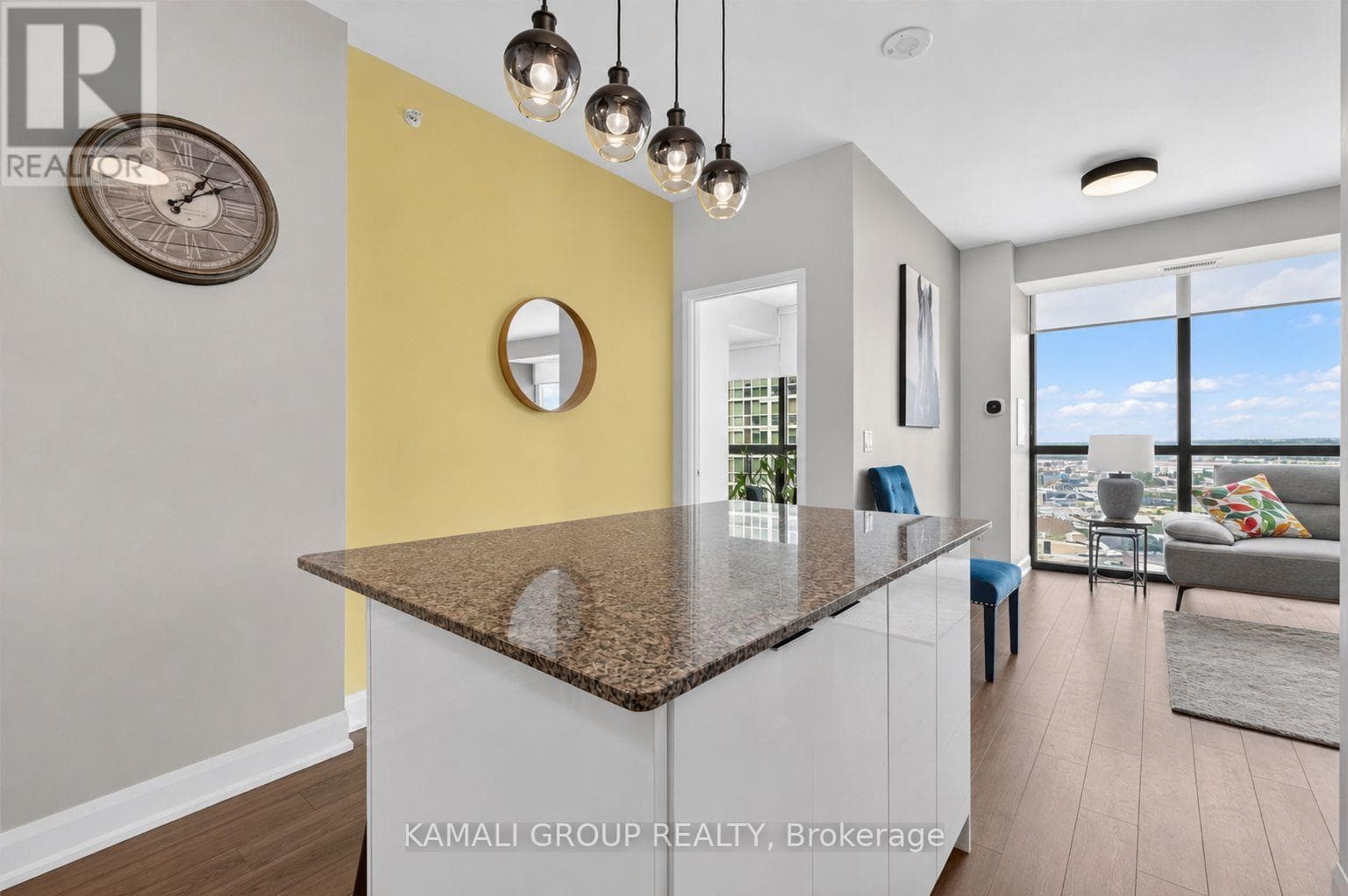 Single Family at 1909- 2910 Highway 7, Vaughan (Concord), Ontario - Photo 7 - RE/MAX Garden City Realty