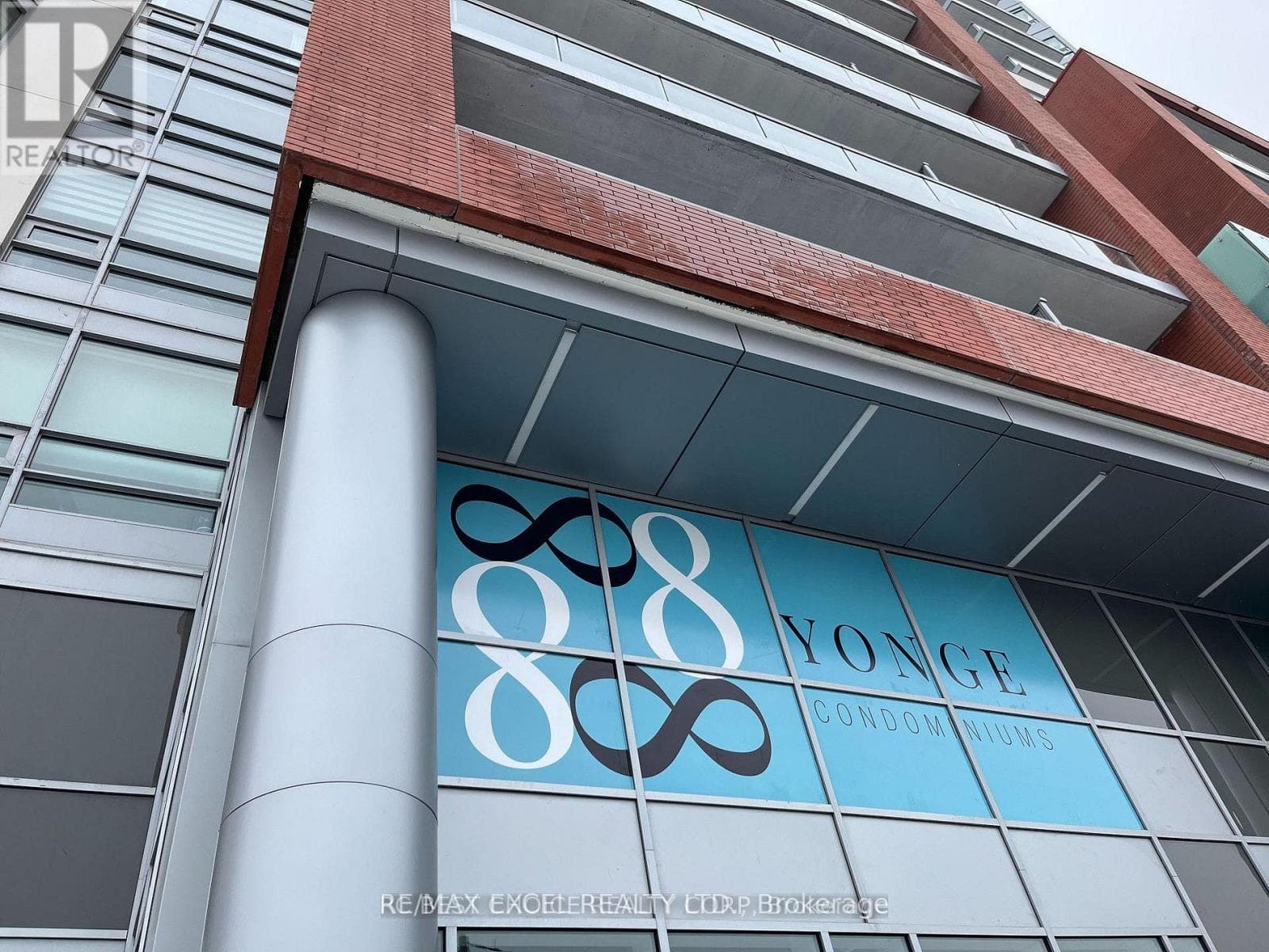 904- 8888 Yonge Street