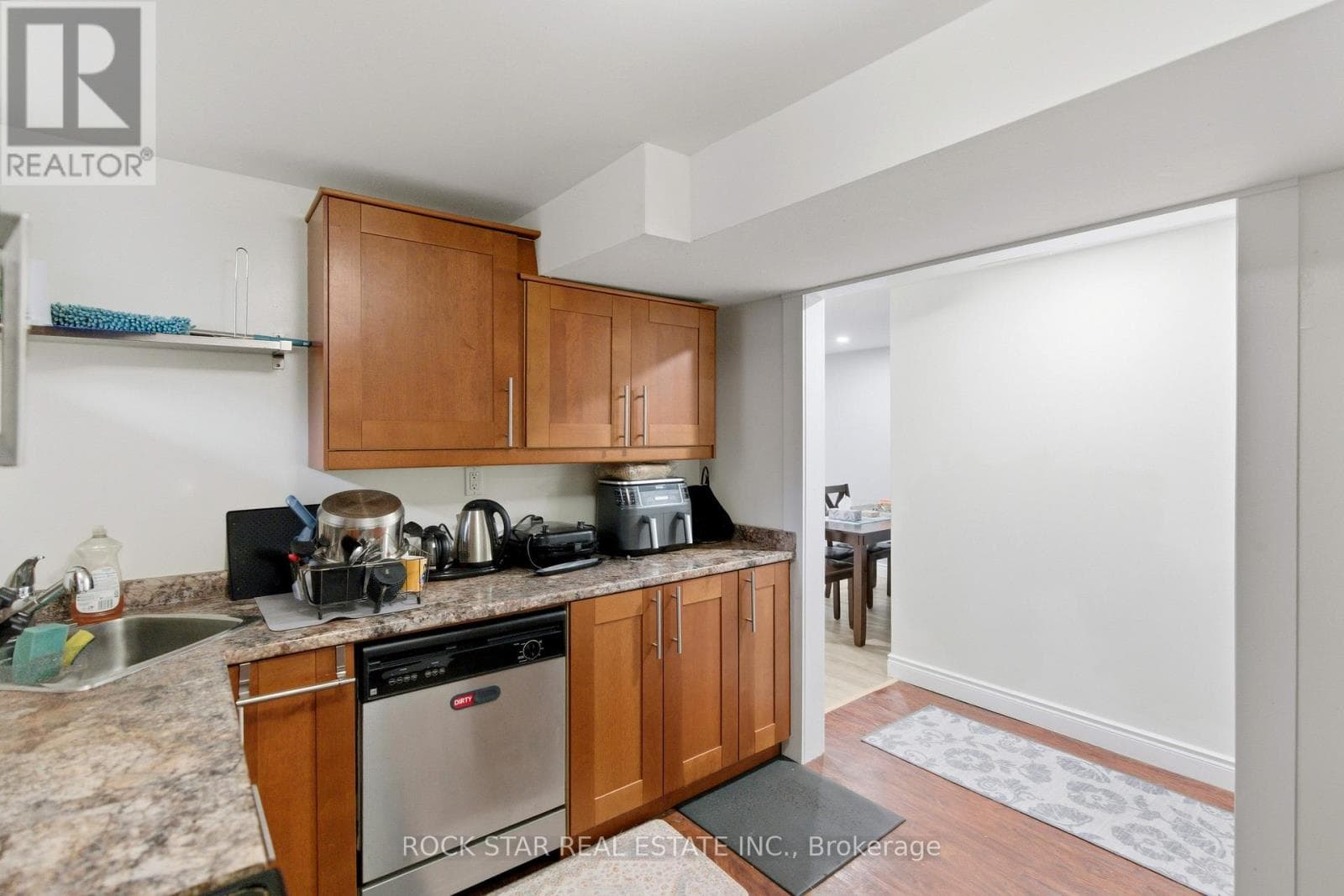 Single Family at Bsmt- 111 Britten Close, Hamilton (Rolston), Ontario - Photo 9 - RE/MAX Garden City Realty