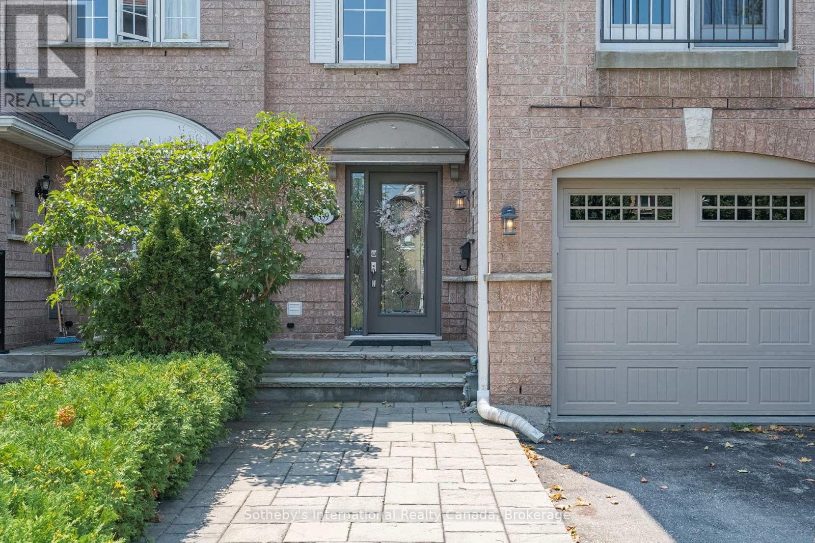 339 Ravineview Way
