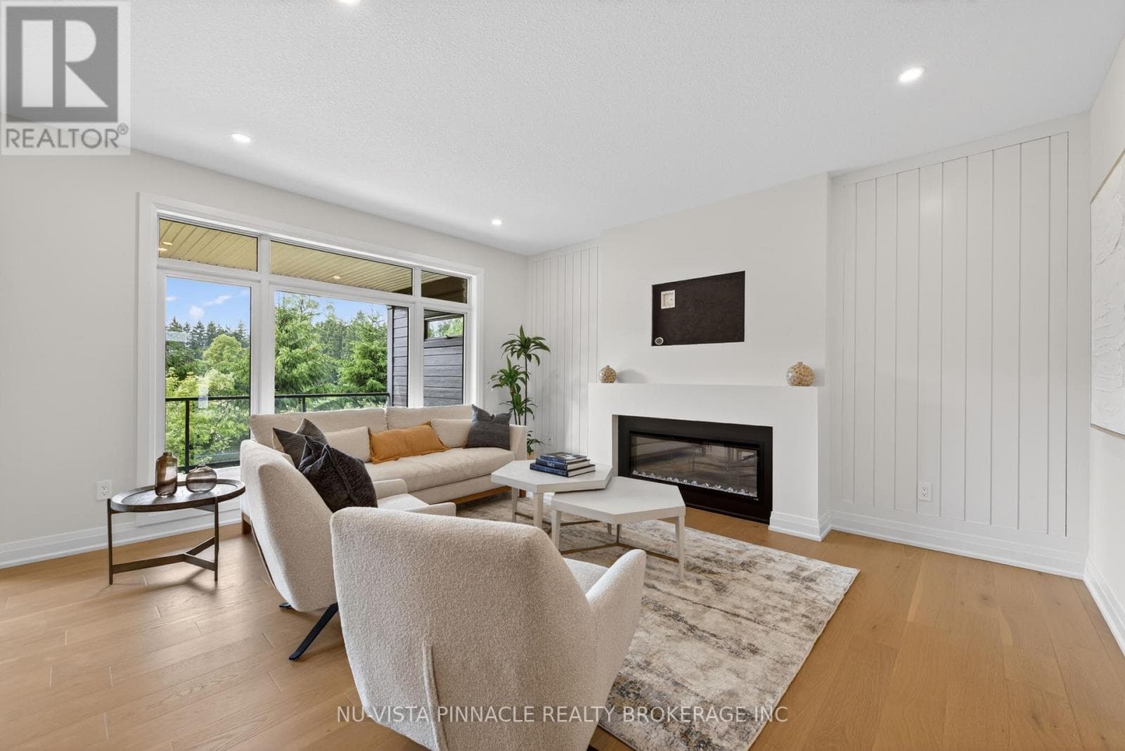 Single Family at 6875 Heathwoods Avenue, London South (South V), Ontario - Photo 6 - RE/MAX Garden City Realty