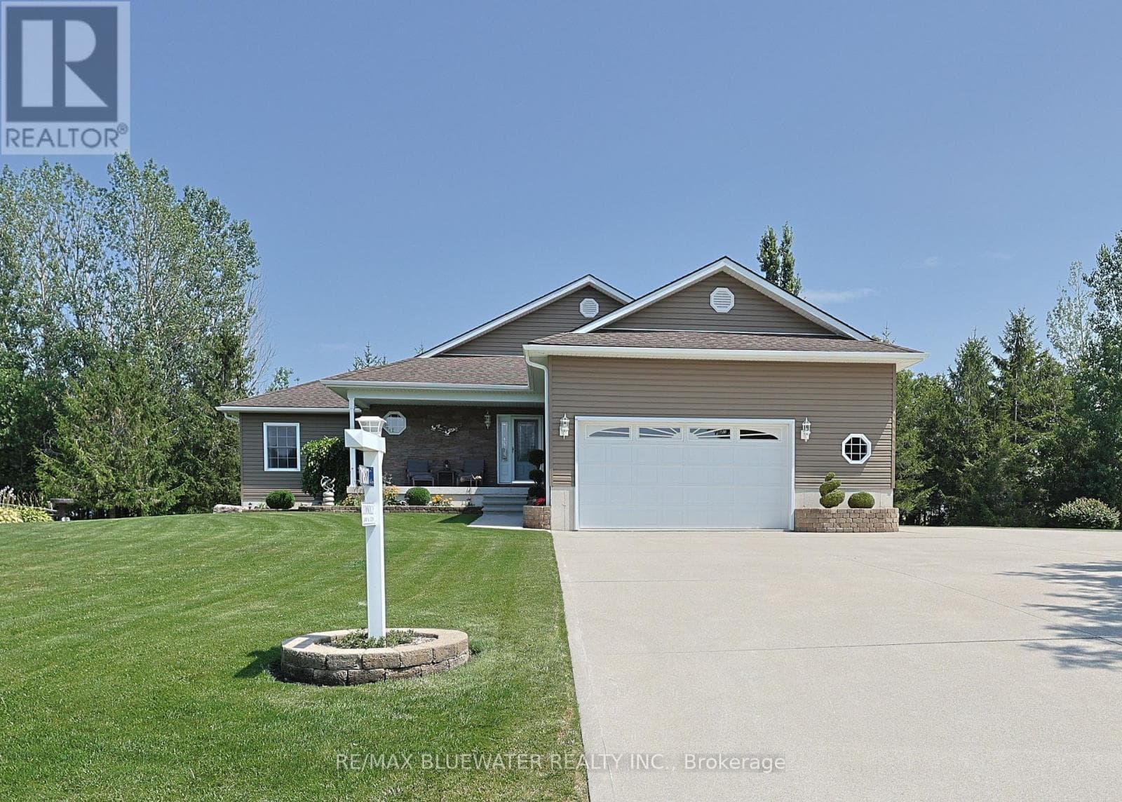 71837 Sunridge Crescent