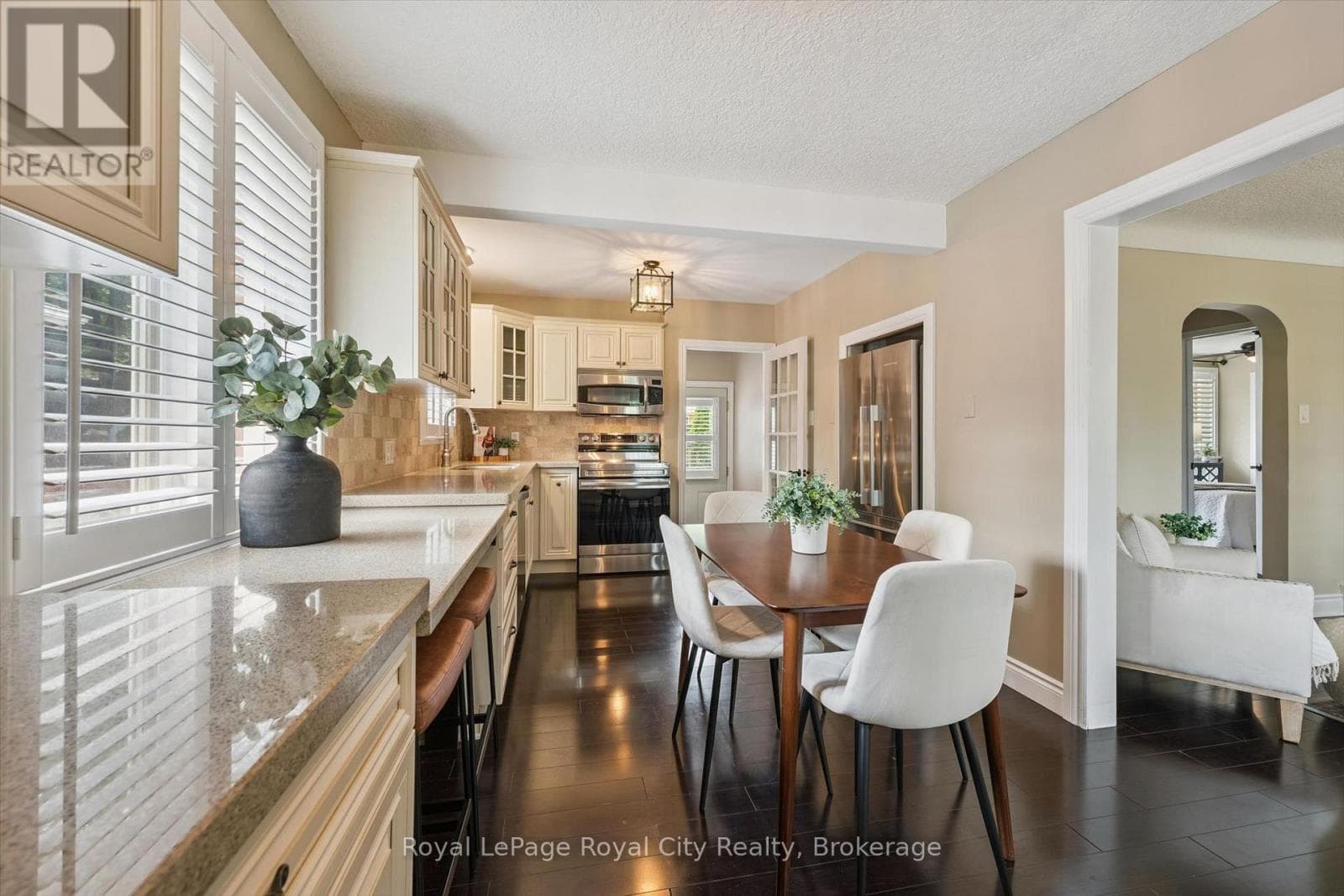 Single Family at 10 Sumac Place, Guelph (Riverside Park), Ontario - Photo 10 - RE/MAX Garden City Realty