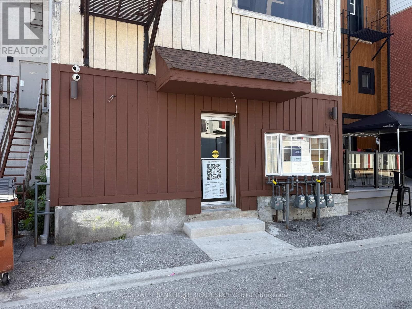 Retail at 206 Cedar Street, Newmarket (Central Newmarket), Ontario - Photo 2 - RE/MAX Garden City Realty