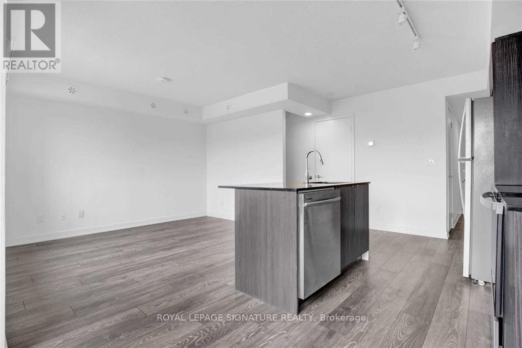 Single Family at 406- 1141 Cooke Boulevard, Burlington (LaSalle), Ontario - Photo 6 - RE/MAX Garden City Realty