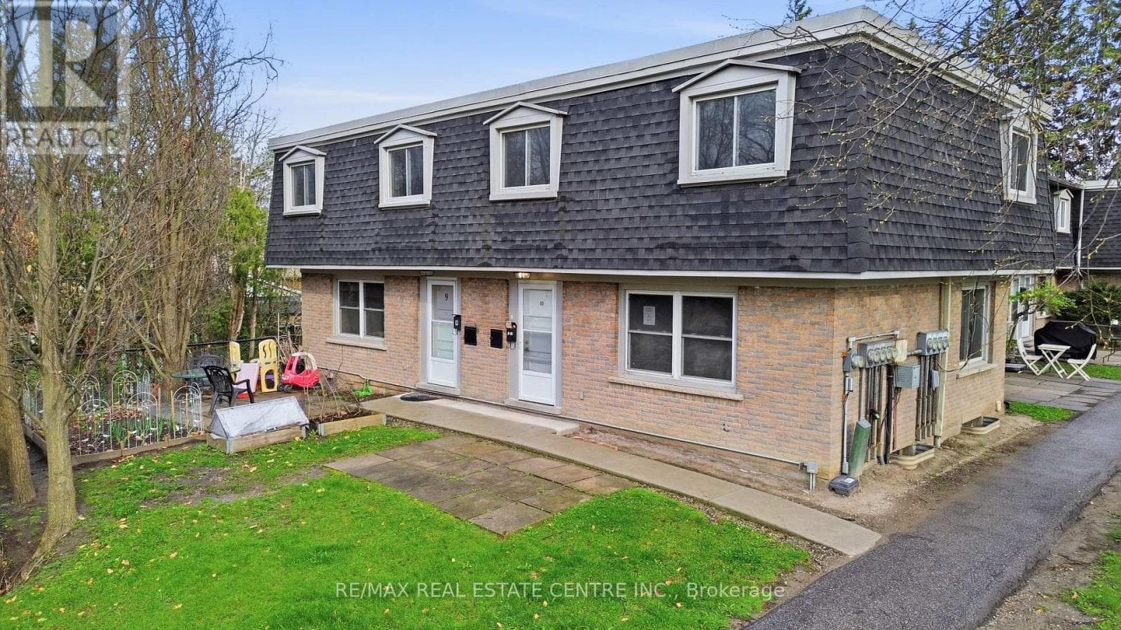 10- 76 Borden Parkway