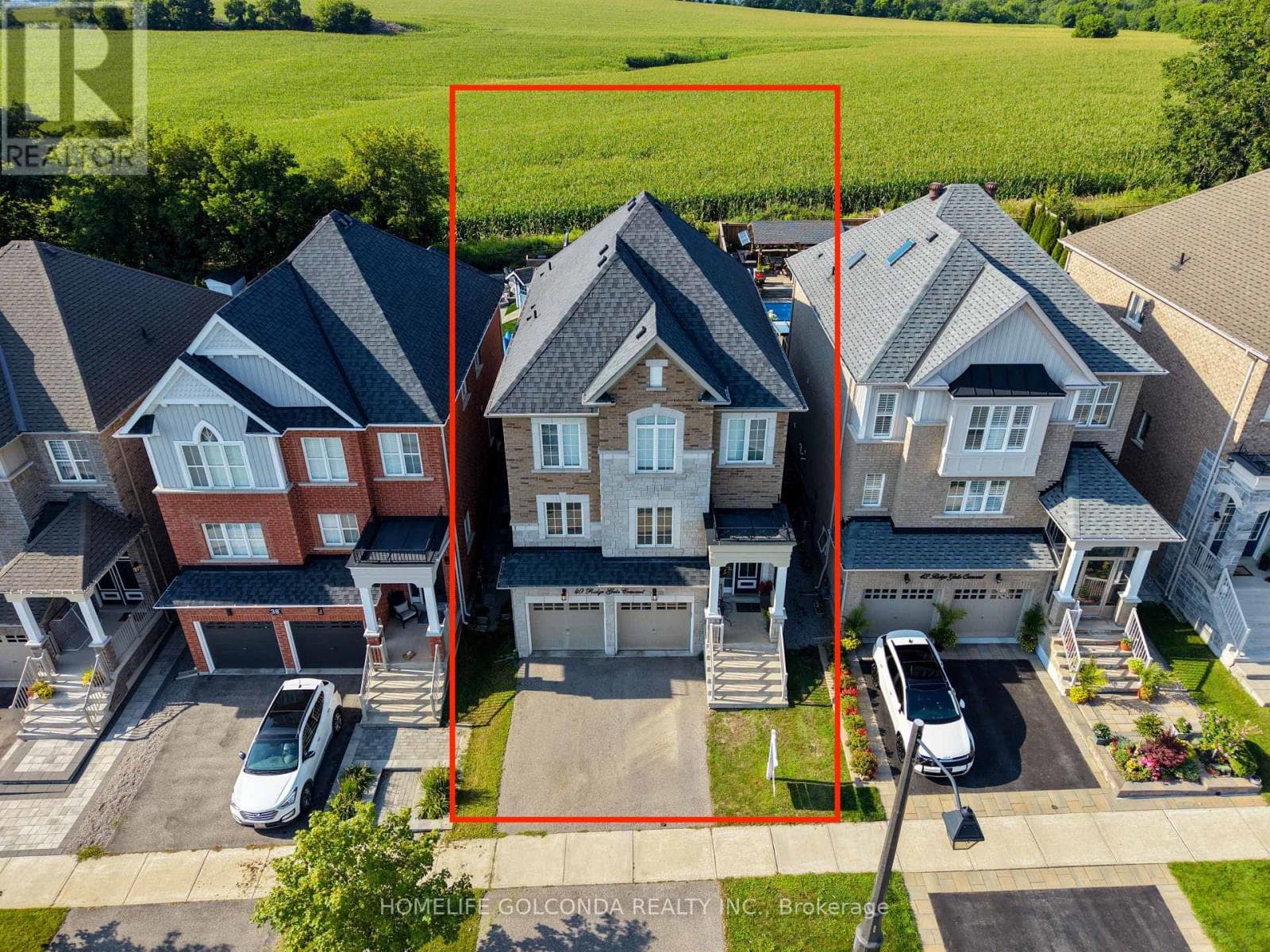 40 Ridge Gate Crescent