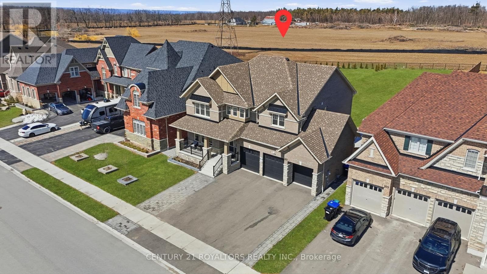 107 Rugman Crescent