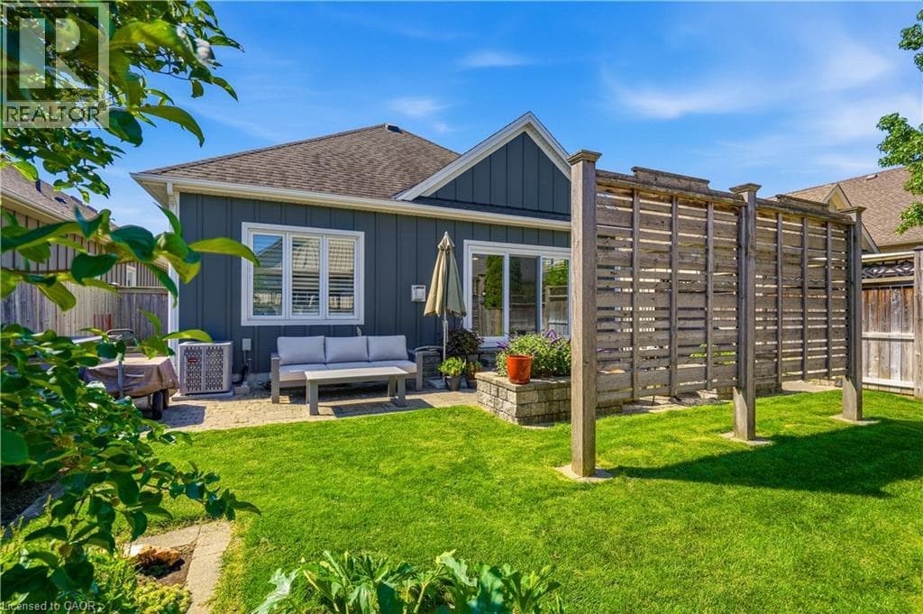 Single Family at 25 RIESLING Drive, Niagara-on-the-Lake, Ontario - Photo 7 - RE/MAX Garden City Realty