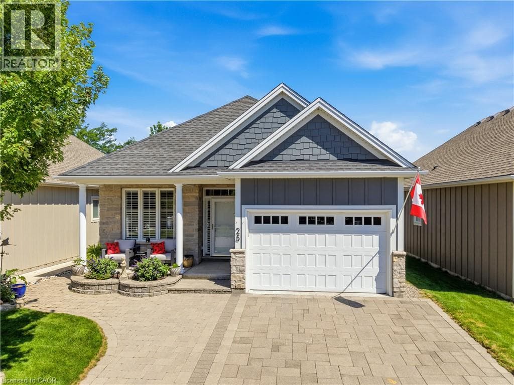 Single Family at 25 RIESLING Drive, Niagara-on-the-Lake, Ontario - Photo 3 - RE/MAX Garden City Realty