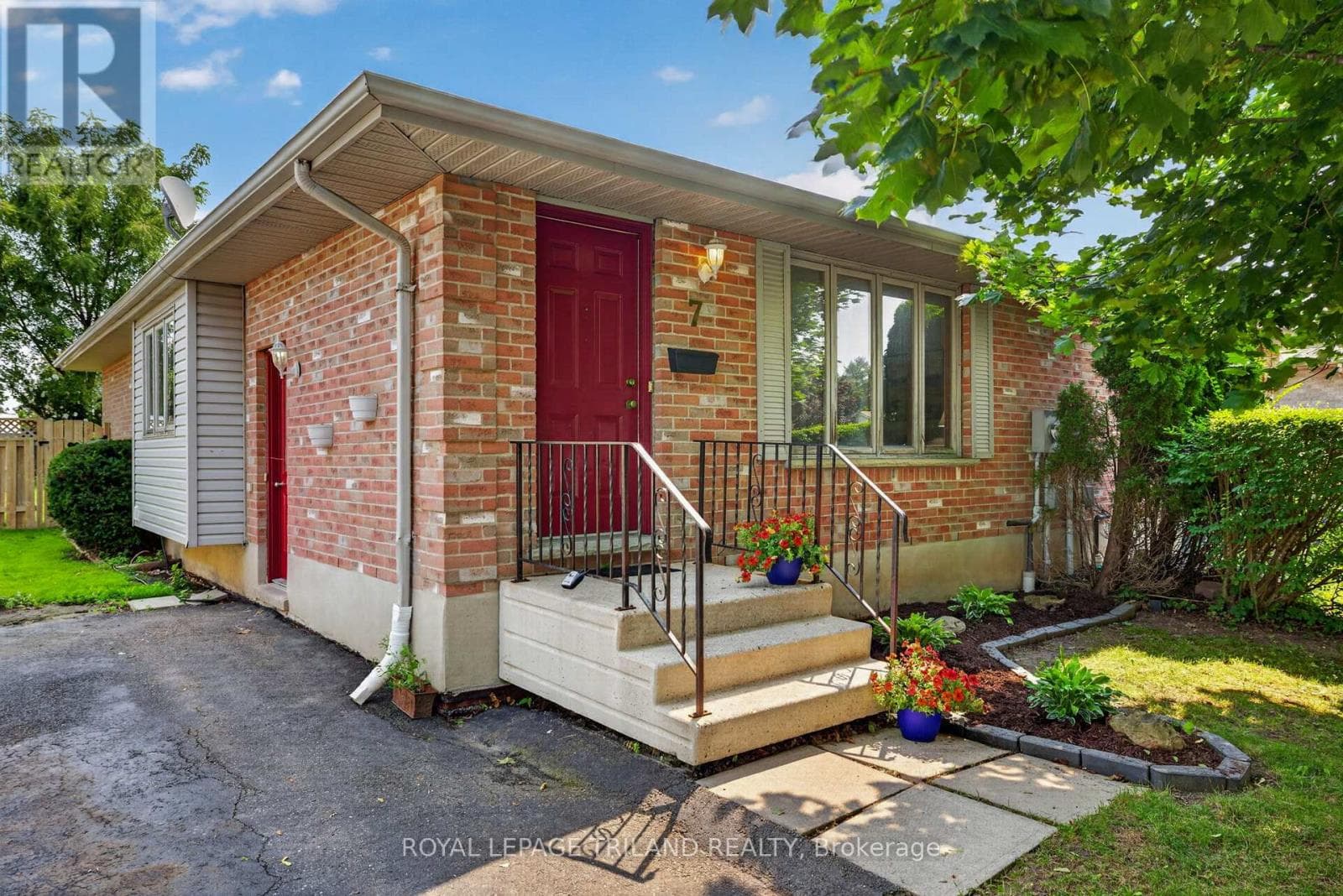 7 Fanjoy Drive