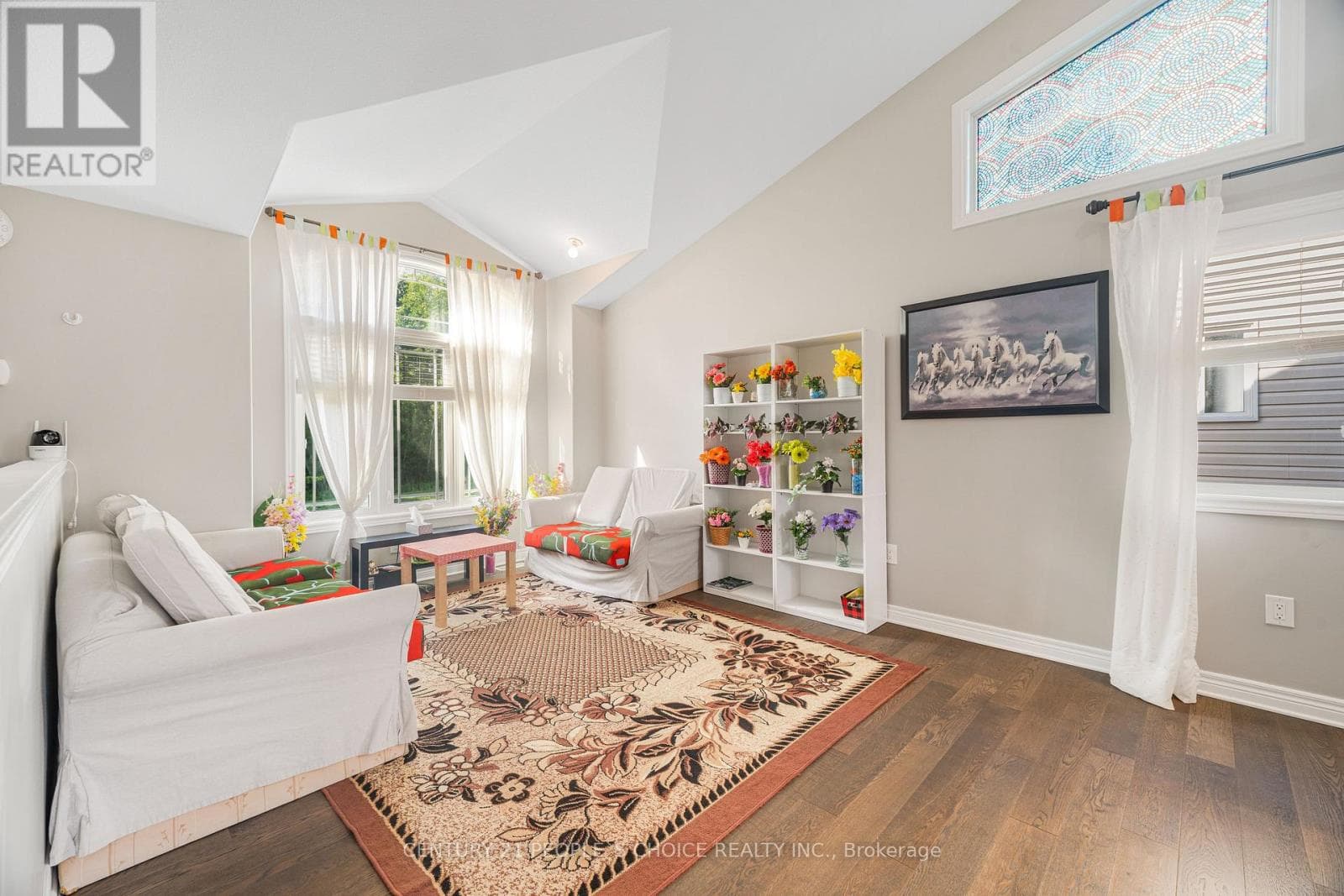 Single Family at 6534 SAM IORFIDA Drive, Niagara Falls (Oldfield), Ontario - Photo 7 - RE/MAX Garden City Realty