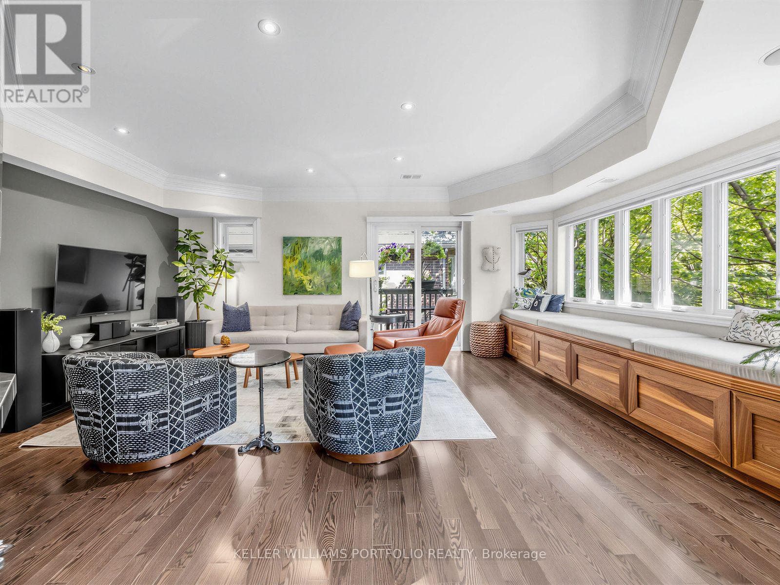 Single Family at 2C Shank Street, Toronto (Niagara), Ontario - Photo 4 - RE/MAX Garden City Realty