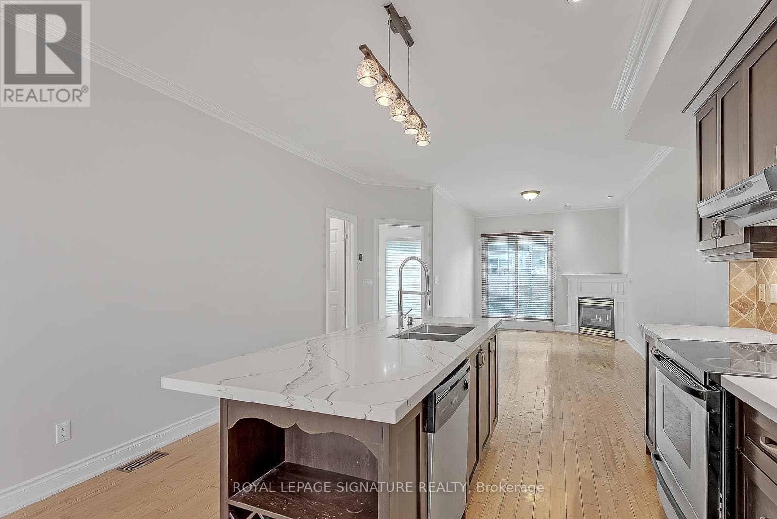 Single Family at 1019A College Street, Toronto (Little Portugal), Ontario - Photo 9 - RE/MAX Garden City Realty