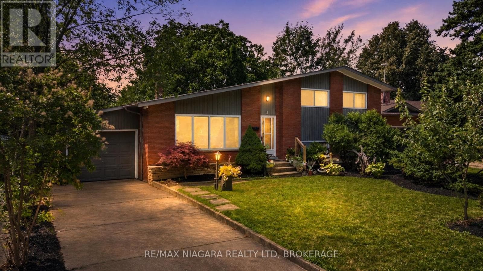 8 Cullen Drive