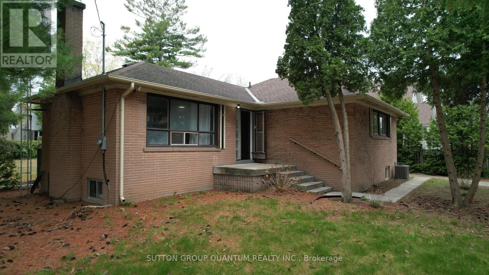 394 Maplehurst Avenue