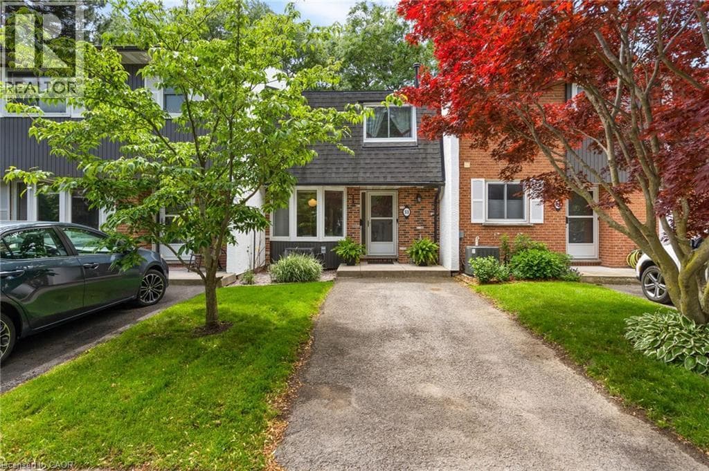 Single Family at 53- 77 LINWELL Road, St. Catharines, Ontario - Photo 3 - RE/MAX Garden City Realty