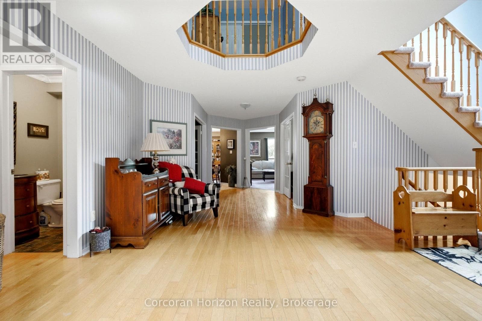 Single Family at 131 Huntingwood Avenue, Hamilton (Dundas), Ontario - Photo 10 - RE/MAX Garden City Realty