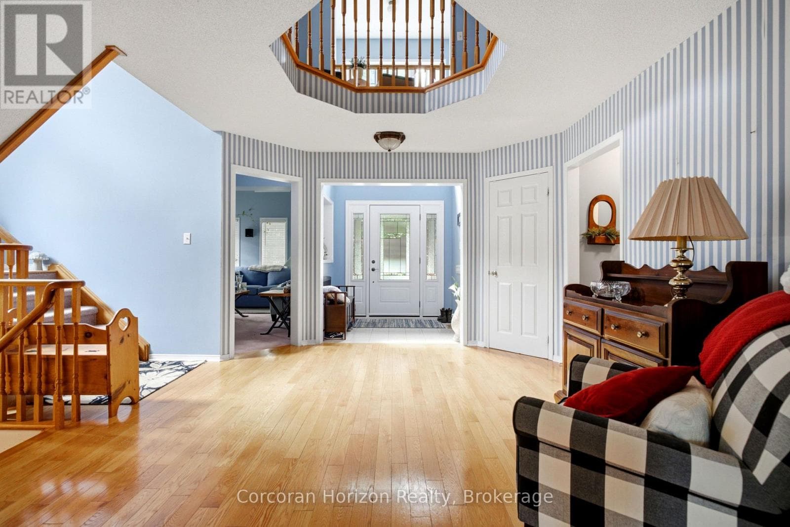 Single Family at 131 Huntingwood Avenue, Hamilton (Dundas), Ontario - Photo 9 - RE/MAX Garden City Realty