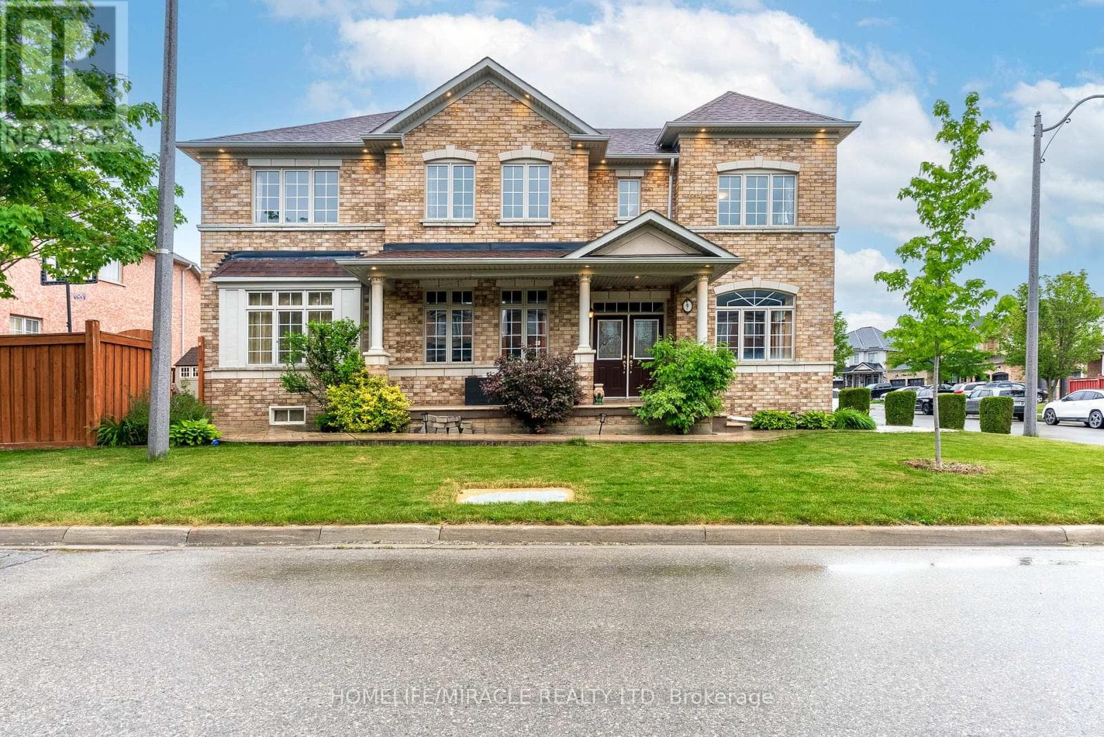 9 Peridot Road