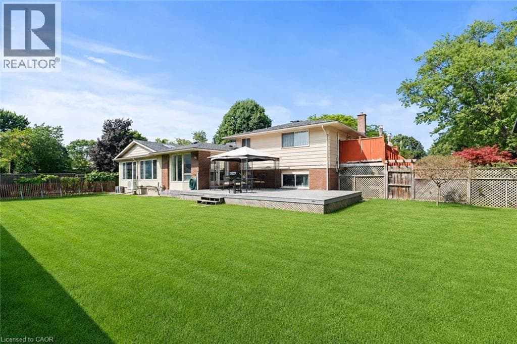 Single Family at 90 MARY Street, Niagara-on-the-Lake, Ontario - Photo 6 - RE/MAX Garden City Realty