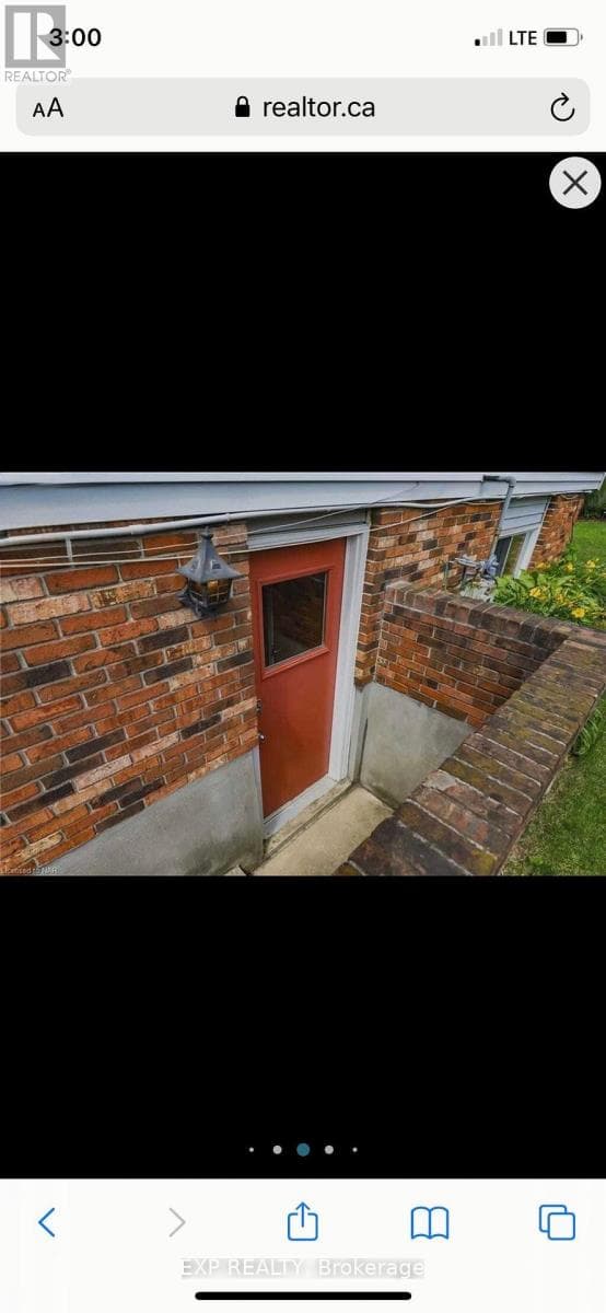 Single Family at Lower- 64 Chapel Hill Crescent, Welland (N. Welland), Ontario - Photo 2 - RE/MAX Garden City Realty