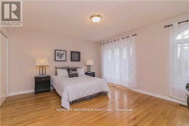 Single Family at Upper- 6 Altamont Road, Toronto (Newtonbrook West), Ontario - Photo 7 - RE/MAX Garden City Realty