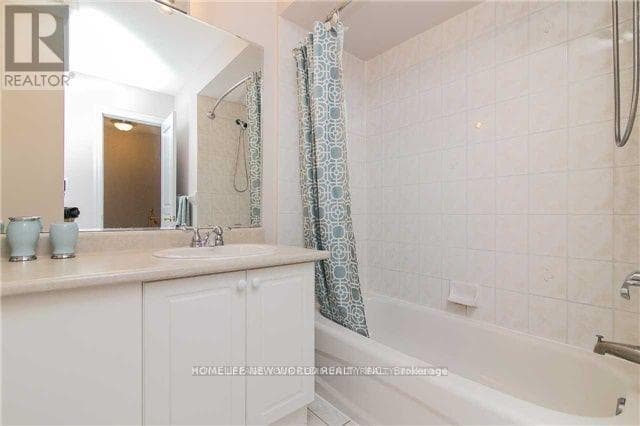 Single Family at Upper- 6 Altamont Road, Toronto (Newtonbrook West), Ontario - Photo 9 - RE/MAX Garden City Realty