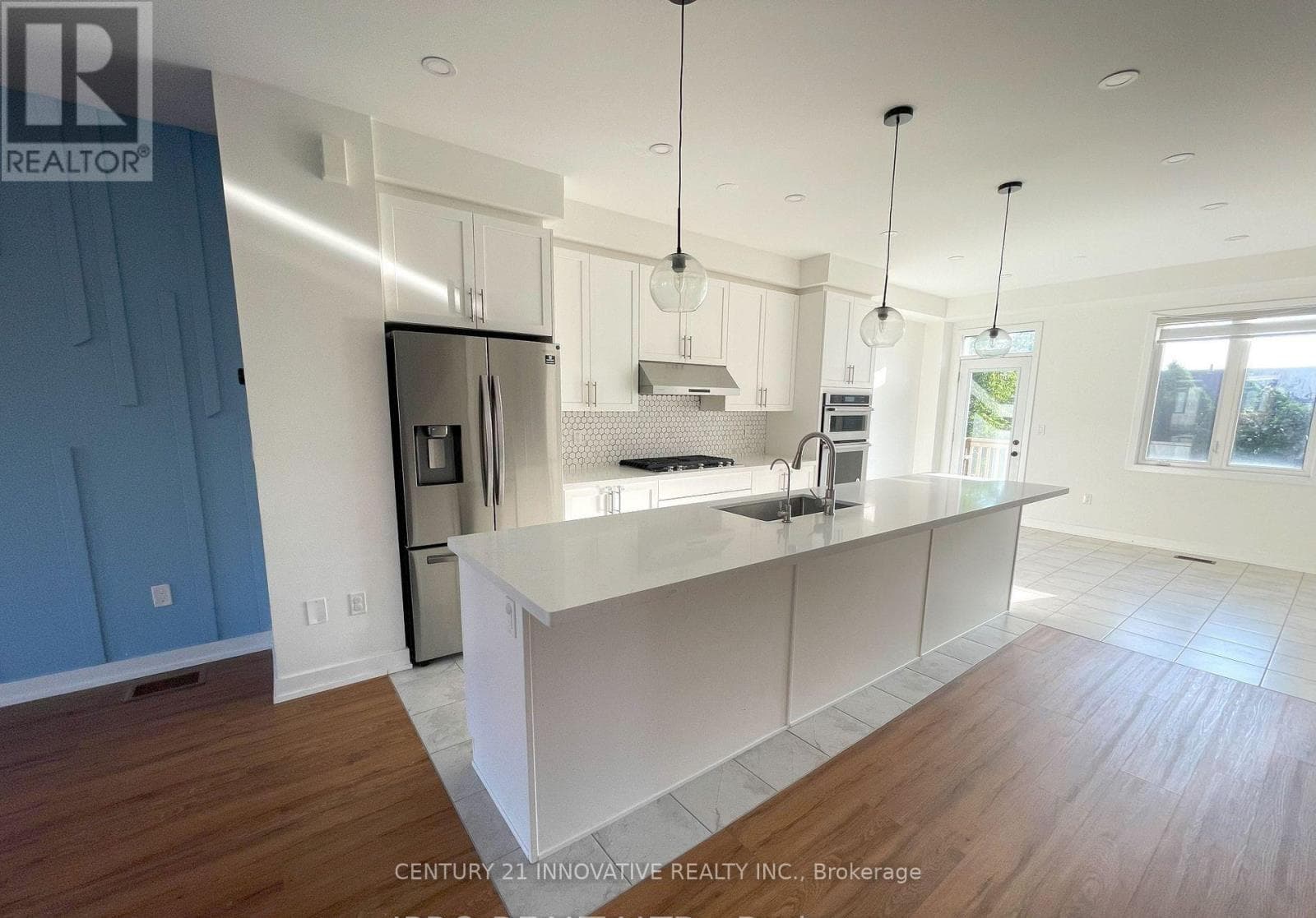 Single Family at 912 Kicking Horse Path, Oshawa (McLaughlin), Ontario - Photo 10 - RE/MAX Garden City Realty