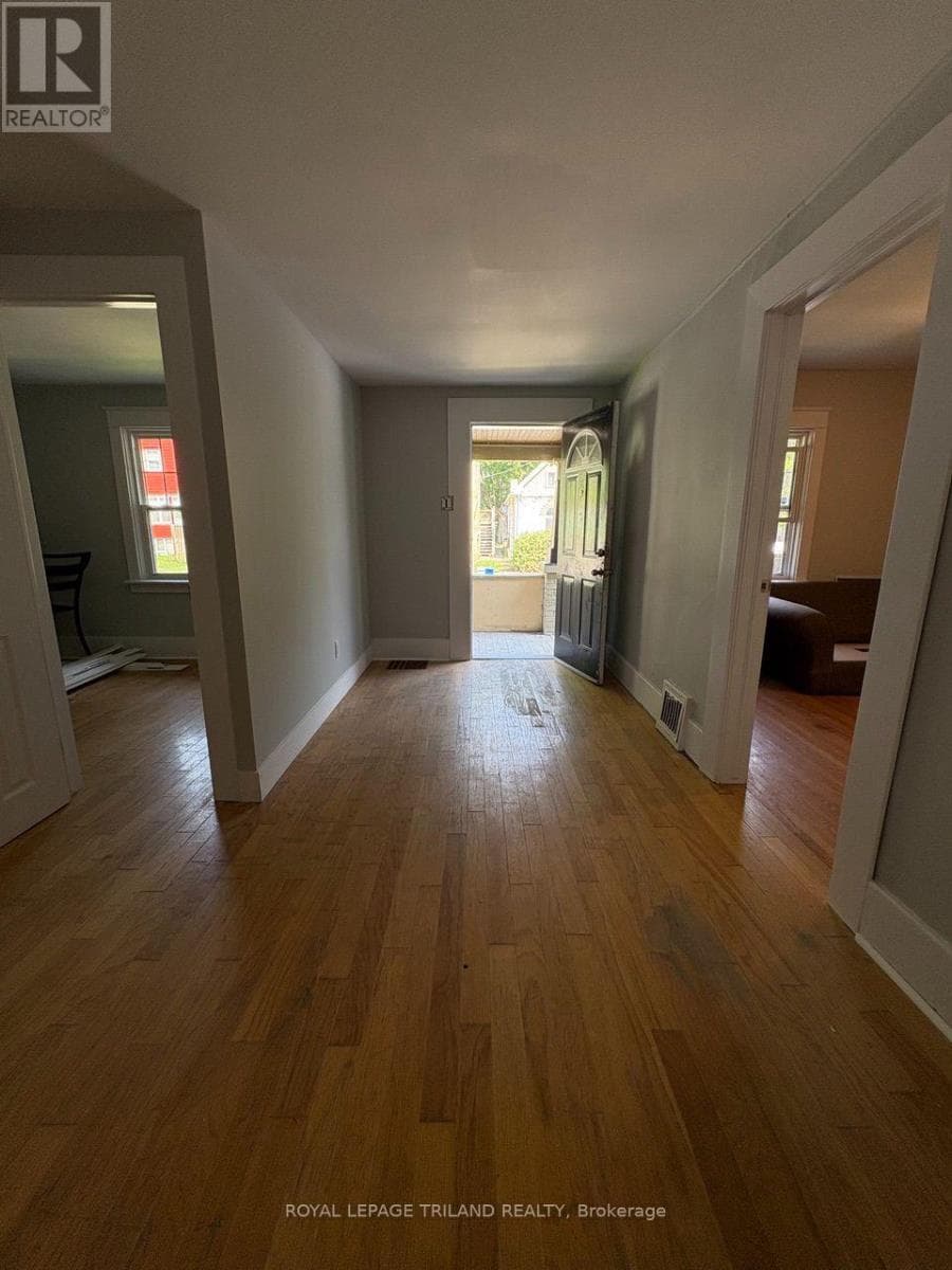 Single Family at 193 Huron Street, London East (East B), Ontario - Photo 2 - RE/MAX Garden City Realty
