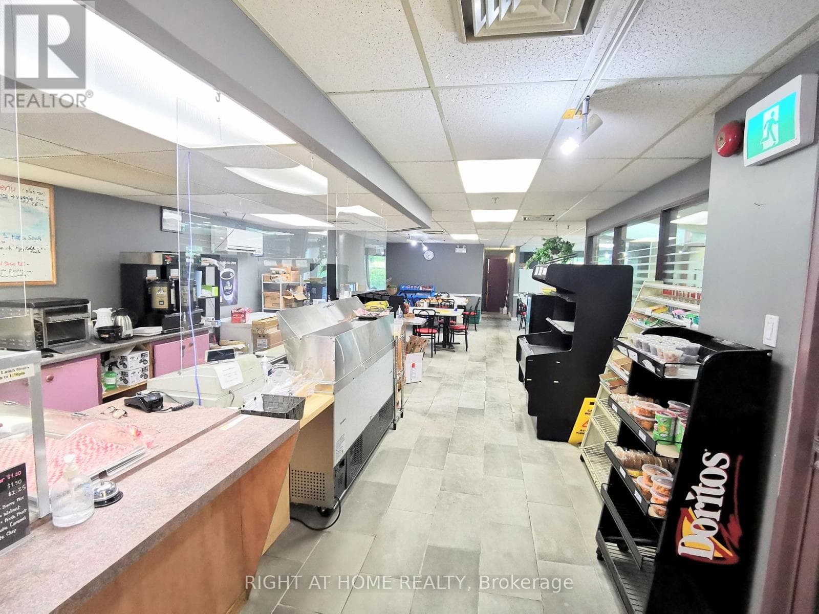 Business at 1223 Michael Street, Ottawa, Ontario - Photo 6 - RE/MAX Garden City Realty