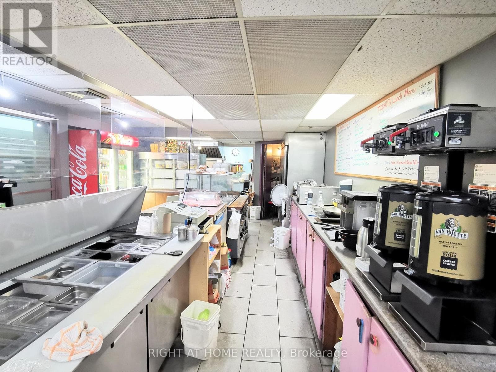 Business at 1223 Michael Street, Ottawa, Ontario - Photo 8 - RE/MAX Garden City Realty