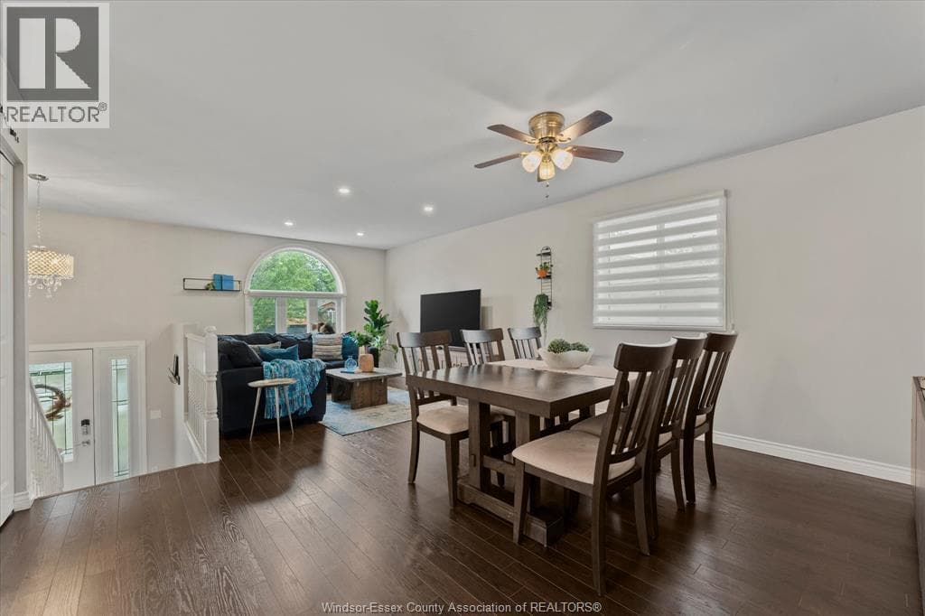 Single Family at 1095 LAKEVIEW, Windsor, Ontario - Photo 6 - RE/MAX Garden City Realty