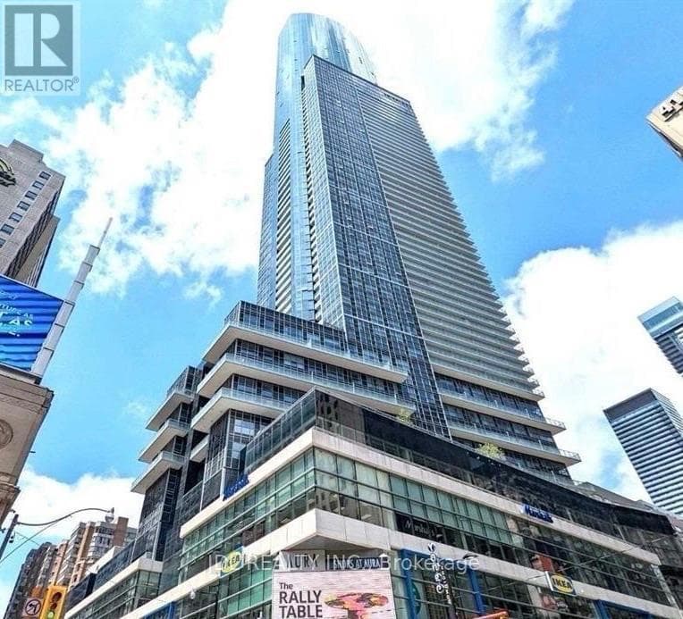 #92- 384 Yonge Street